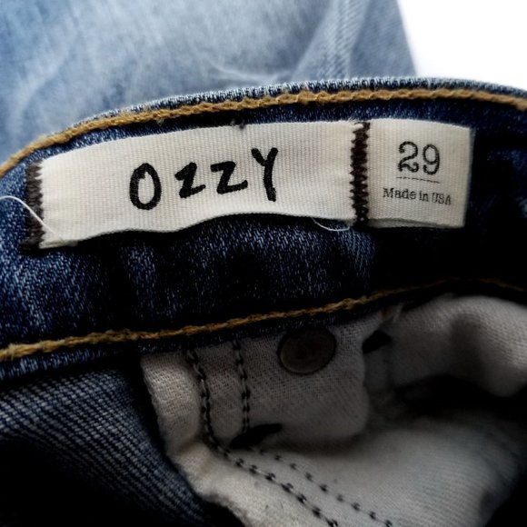 Textile Elizabeth and James Ankle Jeans Ozzy Destroyed Distressed Sz 29 Med Wash - Picture 7 of 11